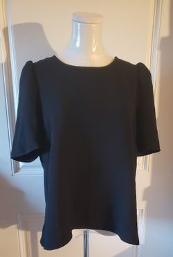 DR2 Black Short Sleeve Blouse/Top (Size M)
