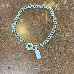 Tiffany & Co 18” Toggle Necklace 