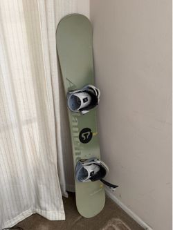 Used snowboard with binding