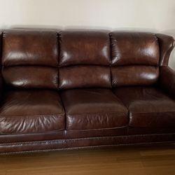 Sofas And Recliners