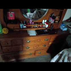 Dresser