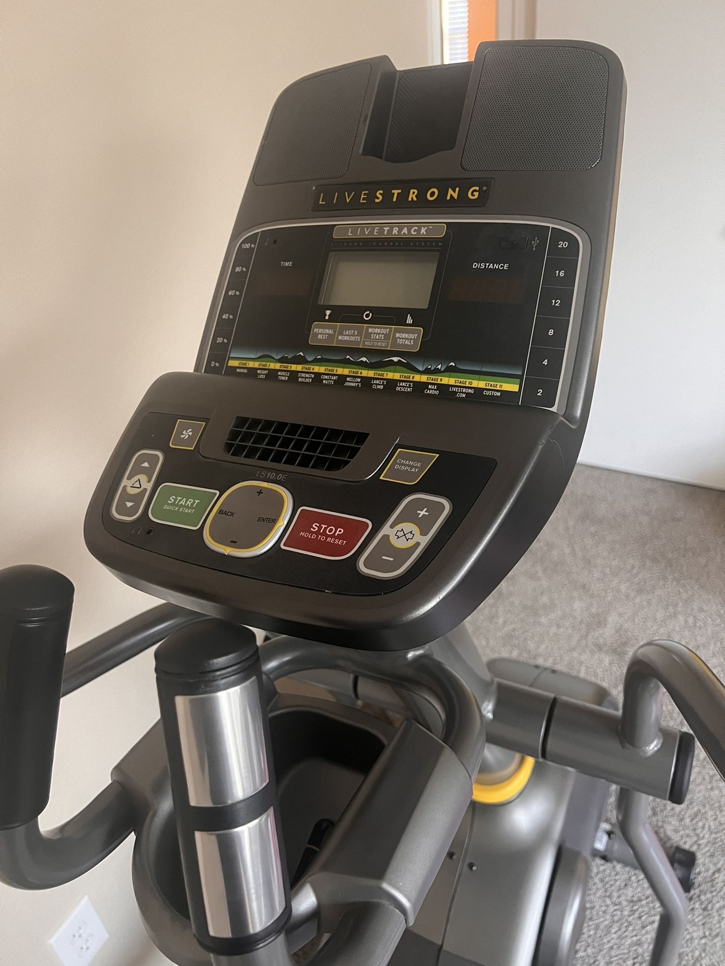 Livestrong elliptical LS10.0E