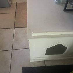 Cat Hideaway And Electric Litter Box 