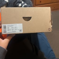 Size 12 Women Or 10 Men’s Nike Downshifter 12