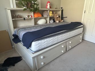 Clearance: Ashley children's twin bed with bookshelf