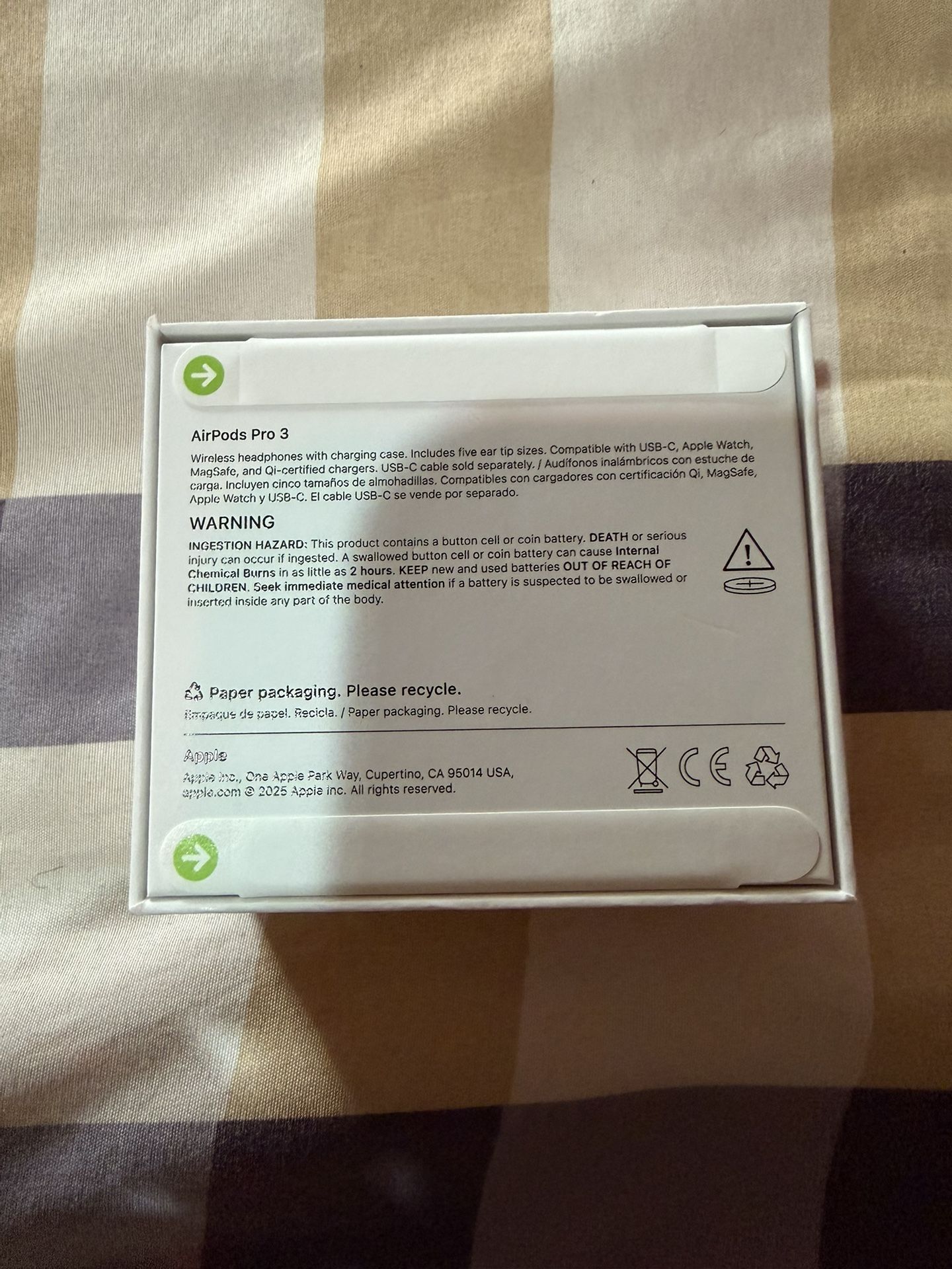 AIR POD PRO 3 (3rd Generation) MagSafe Wireless Charging Case (White)