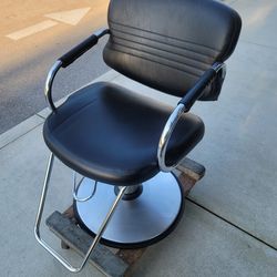 Black Barber/ Salon Chairs