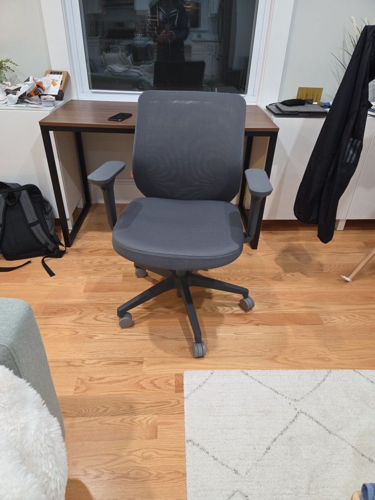 Free Poppin Office Chair