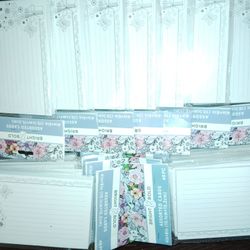 Bright & Bold Assorted Cards Brand New !! $1 