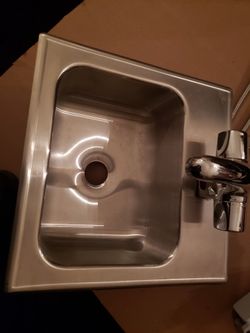 stainless sink with hands free faucet