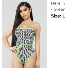 Fashion Nova-Green & Pattern Tube Top bodysuit Size L
