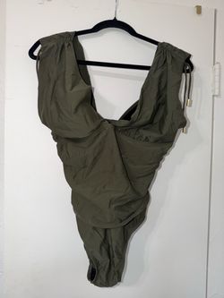 NEW Shore Shapes Green Swimsuit Size 14/XL