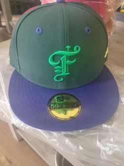 Feature New Era Fitted Size 7