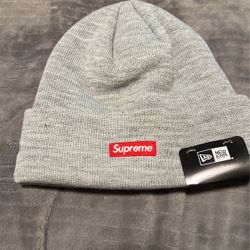 Supreme Shop SF Beanie 