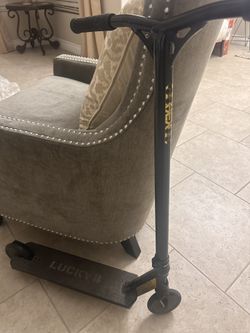 Lucky scooter