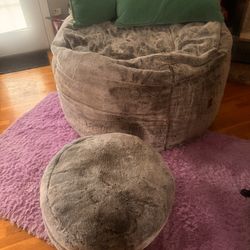Cordory’s king Size Chinchilla Bean Bag  W Free Ottoman 