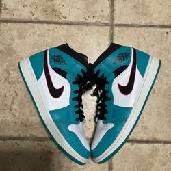 Nike Air Jordan 1 Mid South Beach Mens Size 12