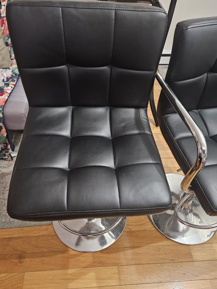 CHAIRS