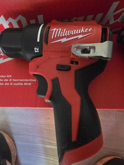 Milwaukee M12 drill