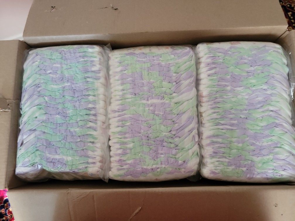 Diapers Size 5 For Baby's/ Kids BIG SELL