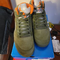 Air Jordan Retro 5 Olive