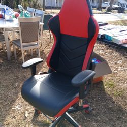 Used Gaming Chair
