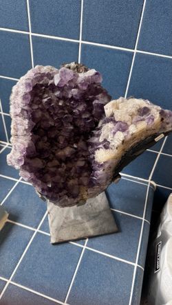 Natural Amethyst Crystal Cluster on Stand – Purple Quartz Geode