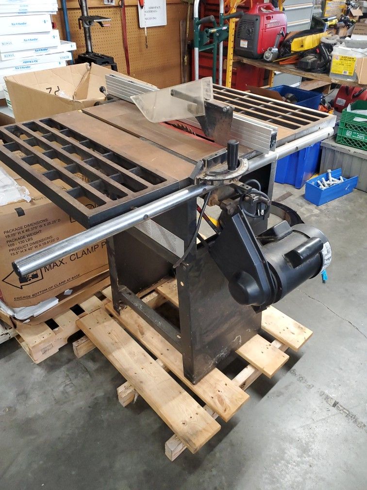 Dayton 10" contractor  Table saw 