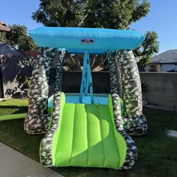 Bounce House 