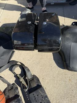 Harley Breakout Lower Fender Seat Pan/headlight Fairing 