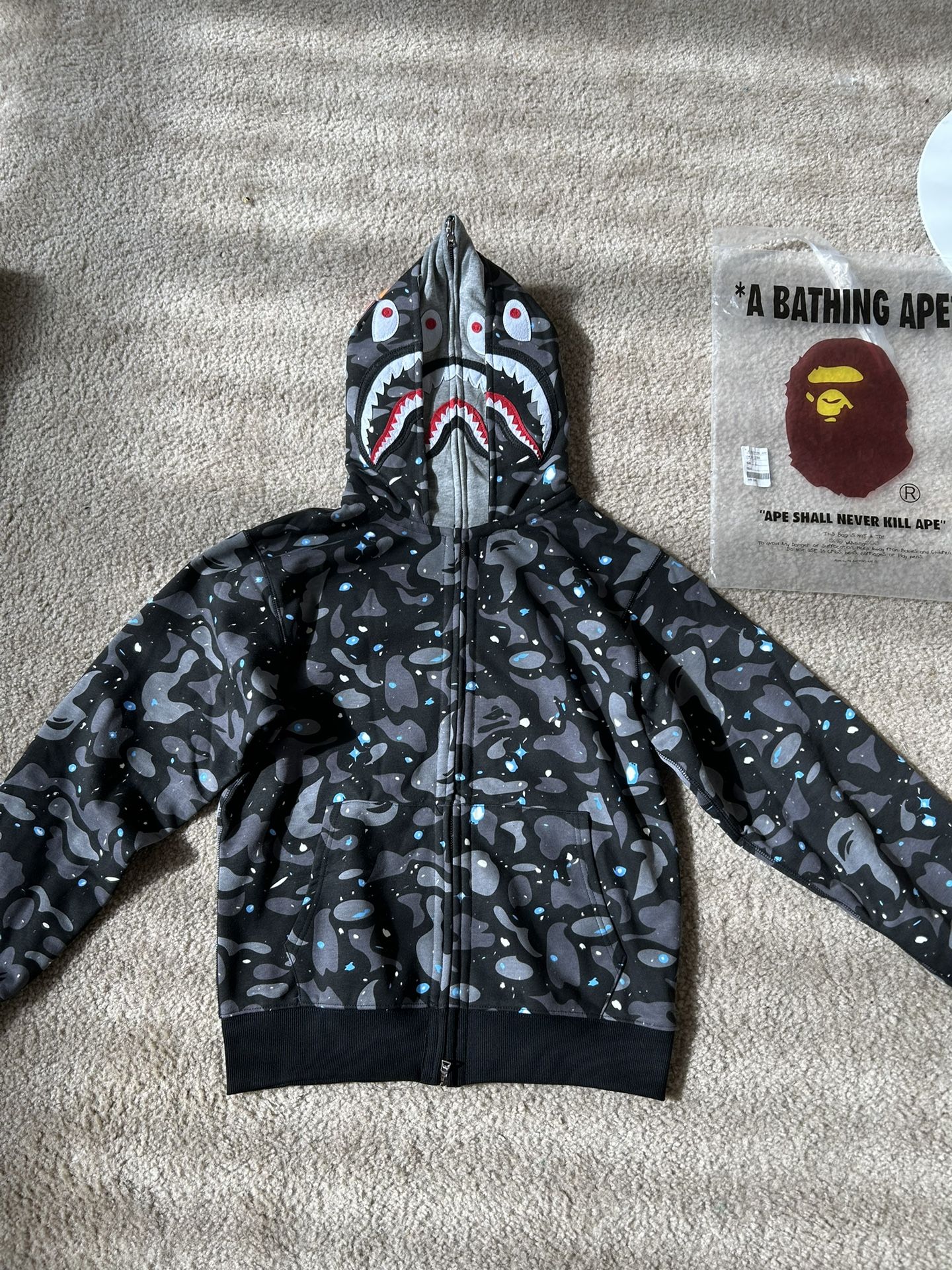 Bape Hoodie Large 