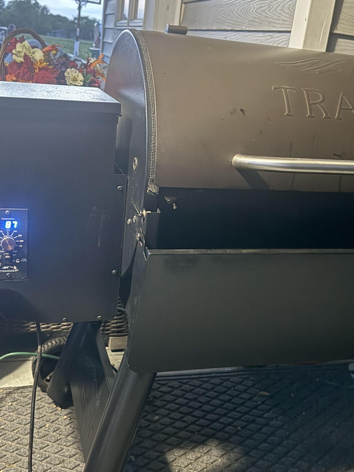 Traeger Grill W Cover Pellet