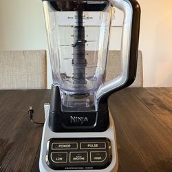 Ninja Professional 1000W Blender – Total Crushing Technology