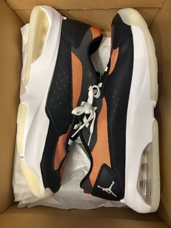 Air Jordan Low-Top Sneakers Black Orange