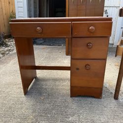 Century Wooden Student Desk – 