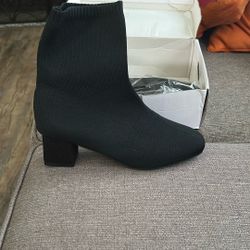 New slip on boots never been worn