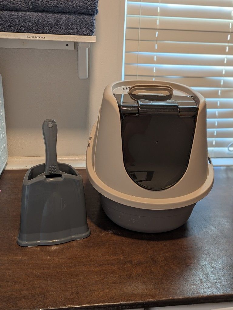 Cat Litter Box & Scooper