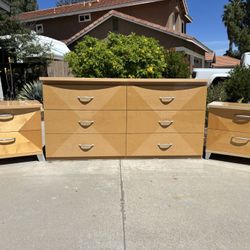 Modern 10 Drawer Dresser Chest of Drawers and Nightstand Furniture Set Great Condition 