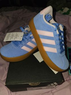 Addidas kids shoe