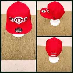 CINCINNATI REDS MLB BASEBALL ⚾️ SNAPBACK HAT. 