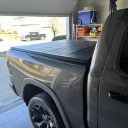 Mopar Tonneau Cover New.