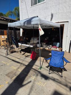 Garage Sale, Sunday, closed,1:30.