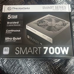Thermaltake SMART Series 700w