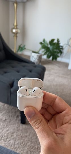 Gen 2 AirPods 