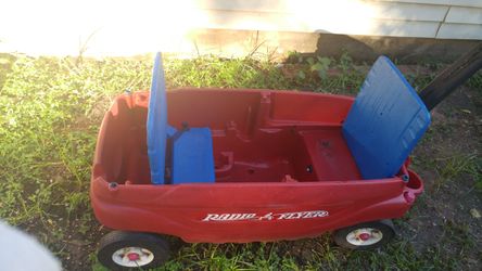 Radio flyer wagon