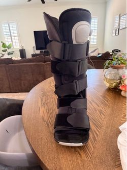 Universal orthopedic Boot CAM walker size small