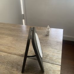 Decorative easel frame