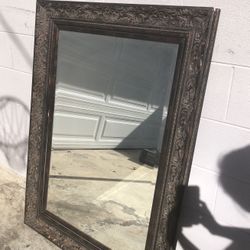 Wall mirror