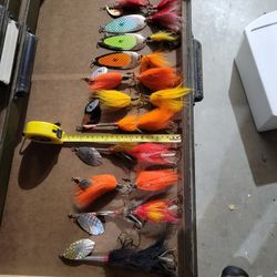 Large Bass Pike And Lake Trout Lures $10 Each