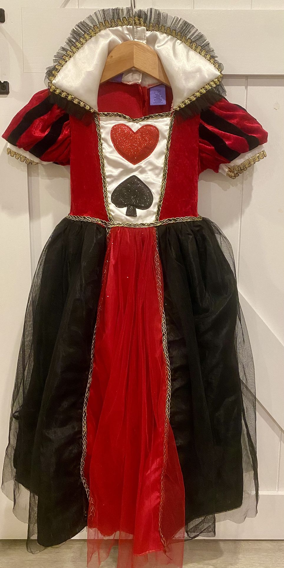 Queen of Hearts costume / dress up (Girls size 4 years)